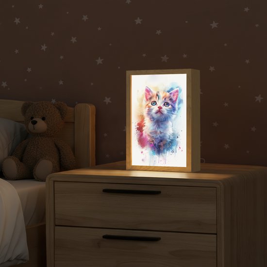 Nachtlampje 20x30 cm - Kinder lampje - Kat - Portret - Kleuren - Verf - Wit - Tafellamp kinderkamer - Slaapkamer lamp - Bedlamp kinderen - Kinderlampje stopcontact - Wandlamp babykamer - Nachtlampjes van OnlyWow — afbeelding 2