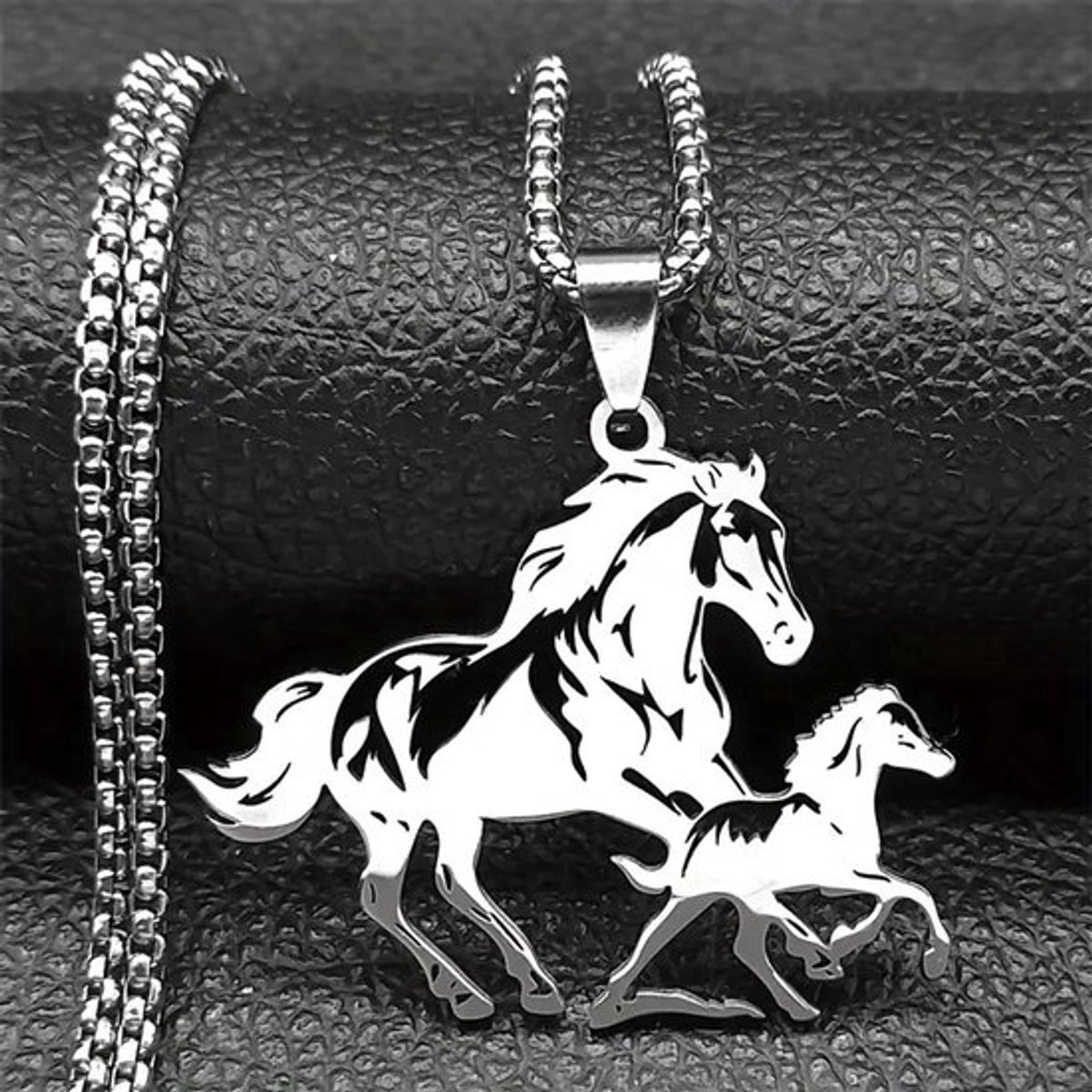 My Sweet Romance® - Paarden Ketting - Zilver - Twee Paarden