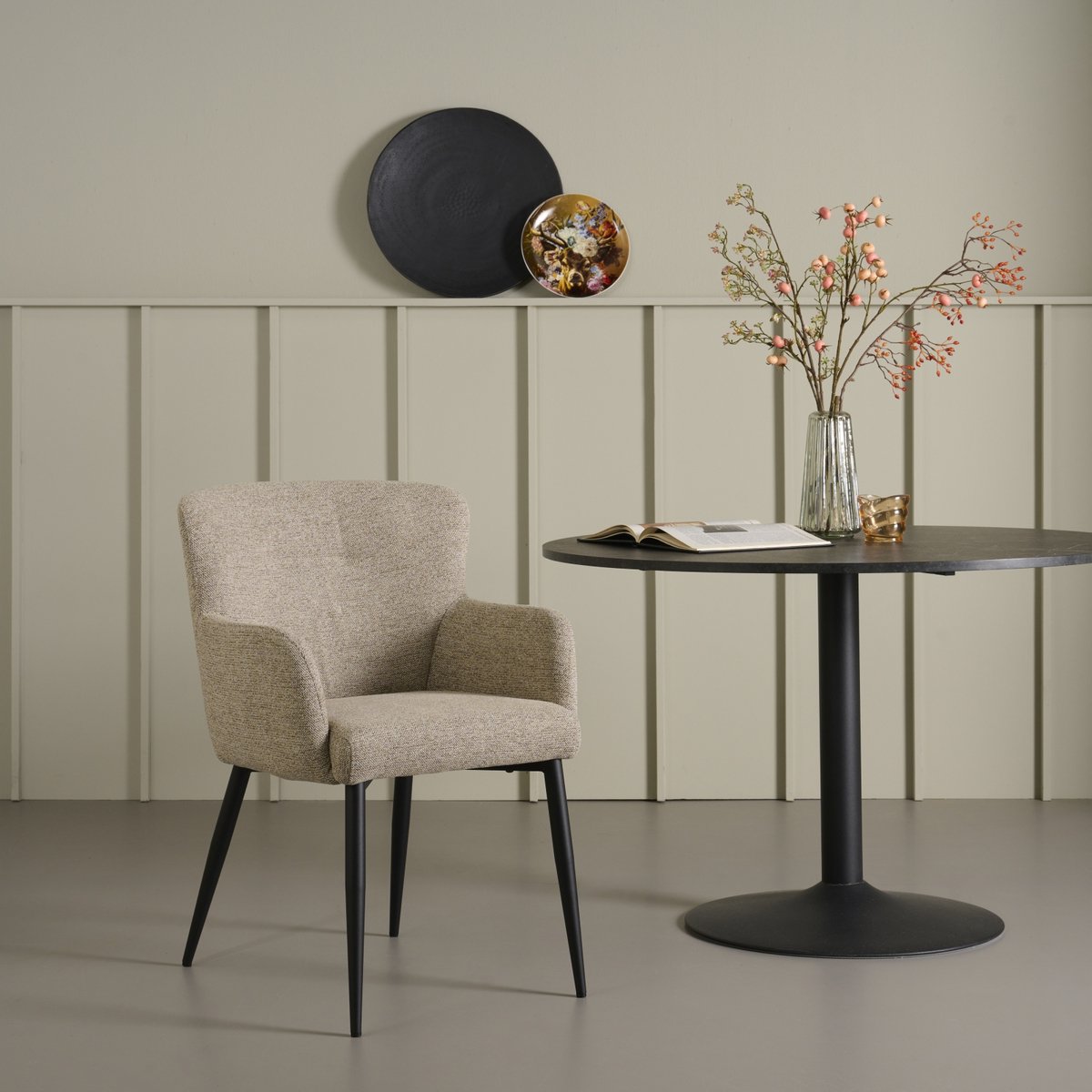 Eetkamerstoel Alba - Textiel / Metaal - Beige / Zwart - 58x87x65 cm (BxHxD) - Kleur Natural - Stoel Met Armleuning