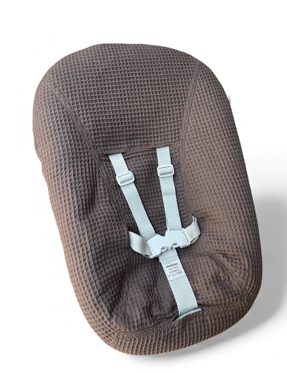 Newborn Hoes - Tripp Trapp geschikt voor Stokke Tripp Trapp Newborn Set - Perfecte Pasvorm - Beschermt je Stoel - Waterafstotende Voering - Makkelijk Wasbaar - Zacht Katoen - Bruin Wafelstof - handmate