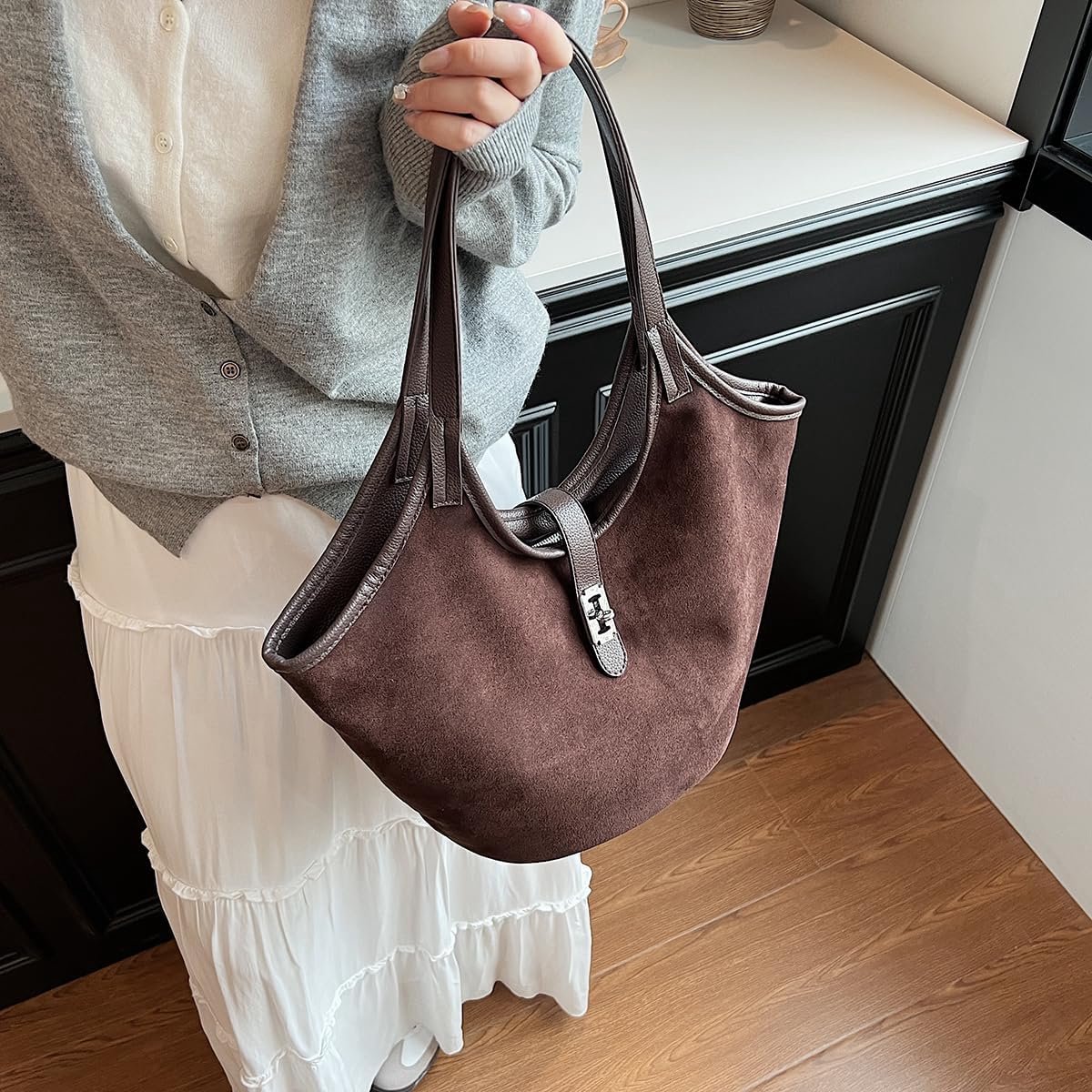 Grote Suède Schoudertas voor Dames - Hobo Tas