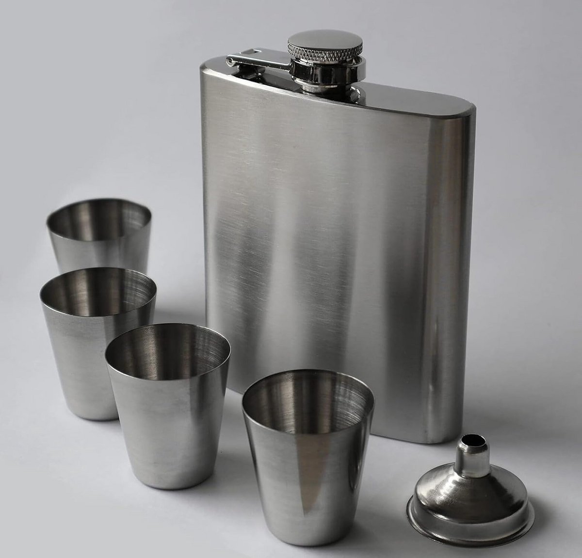 Heupfles Set RVS met 4 Shots en Trechter in Luxe Geschenkdoos