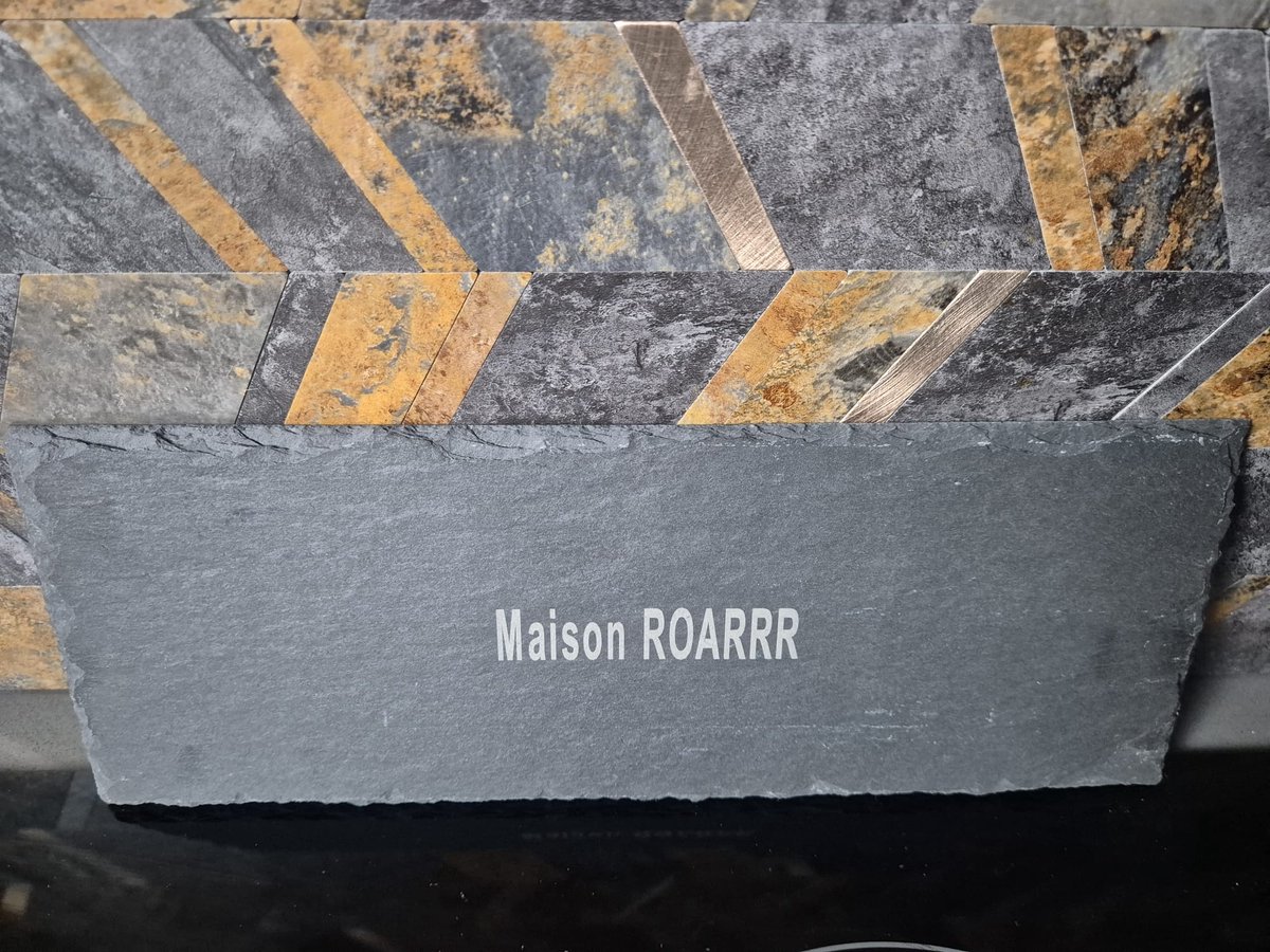 Eviva Home Deco Leisteen Tapasplank Klein - Decoratiebord "Maison ROARRR" - Langwerpig Hapjesplankje