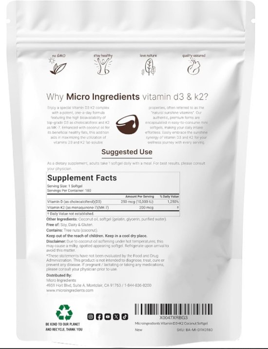 Een zakje met de tekst 'Micro Ingredients Vitamin D3 K2 Coconut Softgel'.