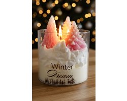 Geurkaars Winter Dream - Pink Edition – Handgemaakt van Sojawas – Appel & Kaneel – Kerst Cadeau – Duurzame Kaars – Uniek 3D Design – 380g