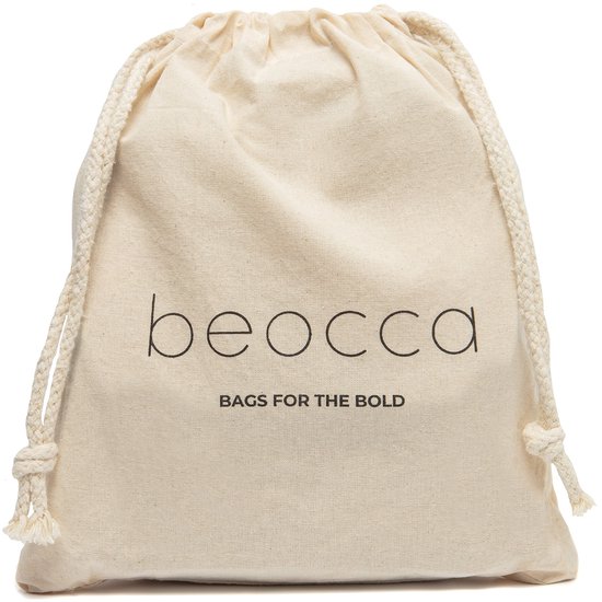 Off-white katoenen stofzak met trekkoorden en opdruk 'beocca BAGS FOR THE BOLD'.