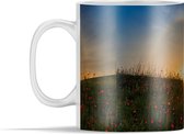 Mok - Zonsopgang over veld met klaprozen - 350 ml - Beker
