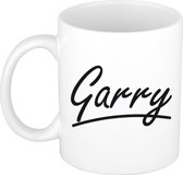 Garry naam cadeau mok / beker met sierlijke letters - Cadeau collega/ vaderdag/ verjaardag of persoonlijke voornaam mok werknemers
