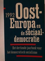 Dertiende jaarboek democr.socialismoost-europa + sociaal democratie