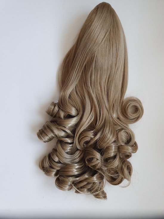 Paardenstaart hairextensions Natural blond donker blond Krul 55 Klem