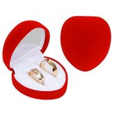 Ringdoosje twee ringen hartje - bruiloft - wedding - huwelijk - aanzoek - huwelijksaanzoek - verloving - sieradendoos - liefde - Valentijnsdag - ring