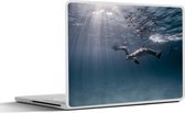 Laptop sticker - 13.3 inch - Dolfijn - Zon - Zee - 31x22,5cm - Laptopstickers - Laptop skin - Cover
