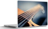 Laptop sticker - 12.3 inch - Close up van de snaren van een Akoestische gitaar - 30x22cm - Laptopstickers - Laptop skin - Cover
