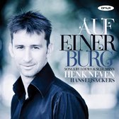 Henk Neven & Hans Eijackers - Auf einer Burg: Songs by Loewe & Schumann. Henk Neven draagt een zwart overhemd.