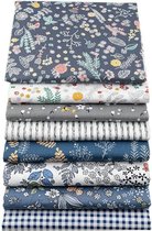 Pakket van 8 lapjes stof - verschillende designs - blauw - grijs - 20 x 25 cm - quilt - patchwork - poppen kleertjes