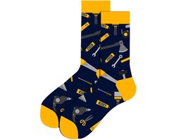 Winkrs - Grappige Bouwvakker Sokken - Met gereedschap, zaag, meetlint, waterpas etc. Leuk voor de klusser en doehetzelver. - Maat 39-44
