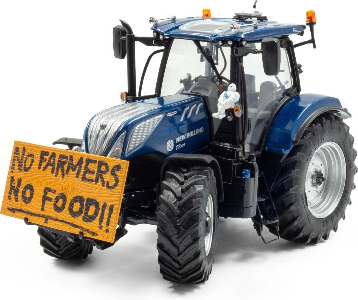 New Holland T7.315 Tractor met sneeuwschuif schaal 1:32