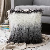 Lucy’s Living Luxe sierkussen FAUX FUR Grijs/wit  – 45 x 45 cm - polyester - wonen - interieur – woonaccessoires – kussentjes