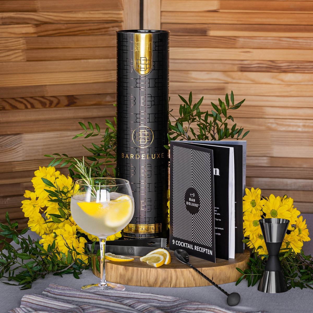 BarDeluxe® Cocktail Set - 12-Delig - Cocktailshaker 750 ml - Roestvrij Staal - Inclusief Luxe Geschenkdoos - Opbergtasje & Receptenboek - Zwart — cadeau in Kookcadeaus - foto 6
