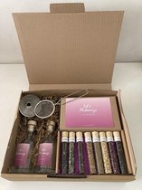 Let's alchemize and create your own PINK Gin complete set - Gin making kit - Gin botanicals - Gin tonic geschenkset