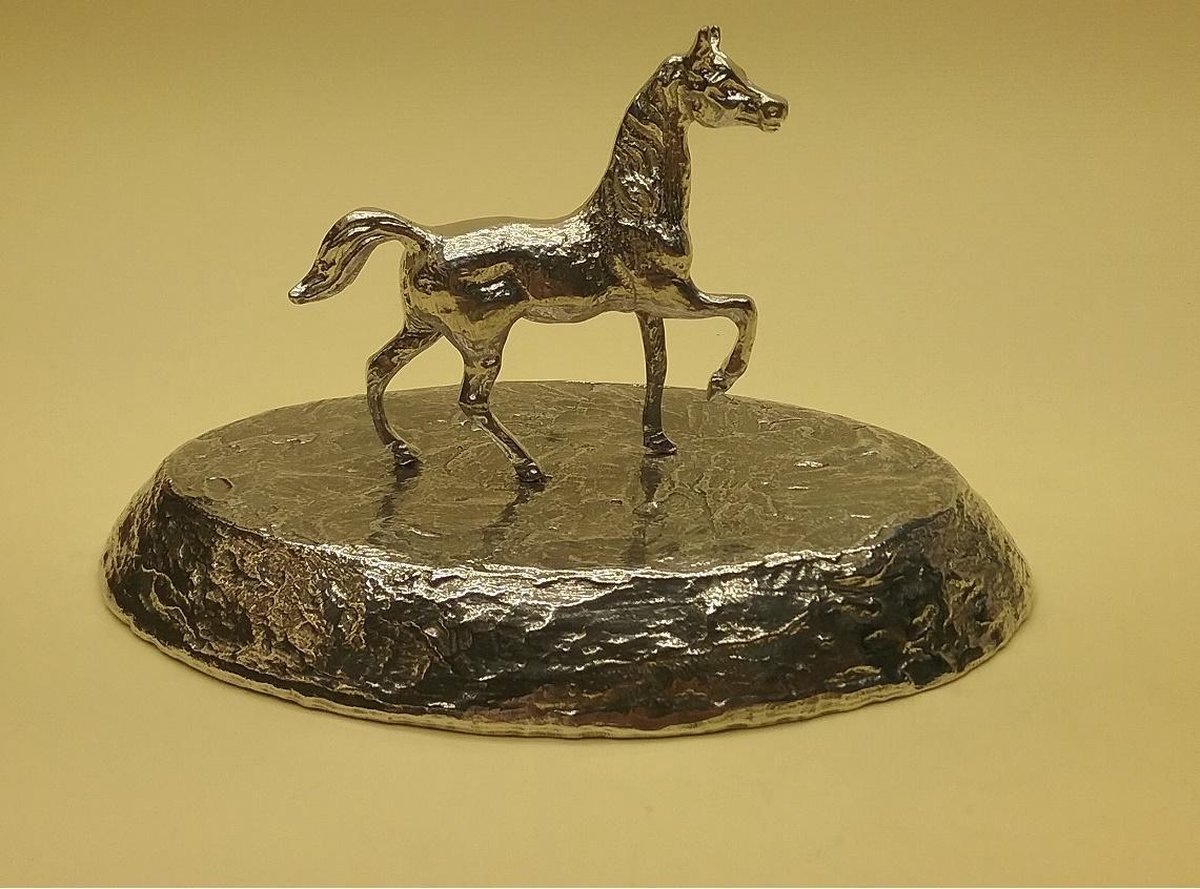 Urn paard groot