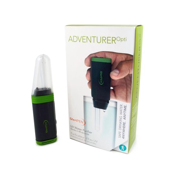 Zwarte SteriPEN Adventurer Opti met groen accent en verpakking.