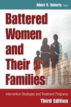 Omslag Battered Women and Their Families