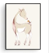 Postercity - Design Canvas Poster Zacht Hertje met Vogeltje / Kinderkamer / Muurdecoratie / 40 x 30cm / A3