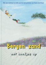 Bergen Zand Met Hoedjes Op