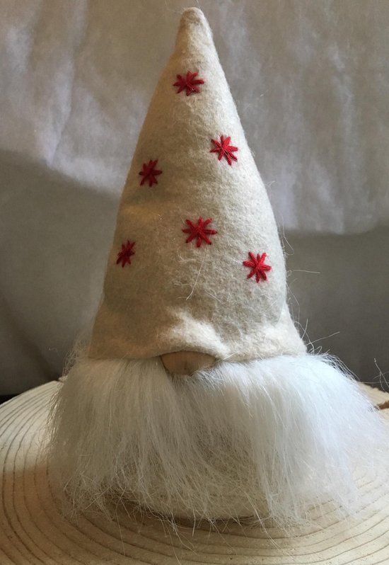 Gnome sable coloré avec barbe