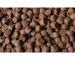 STEUR voer zinkend 8mm. 20kg.
