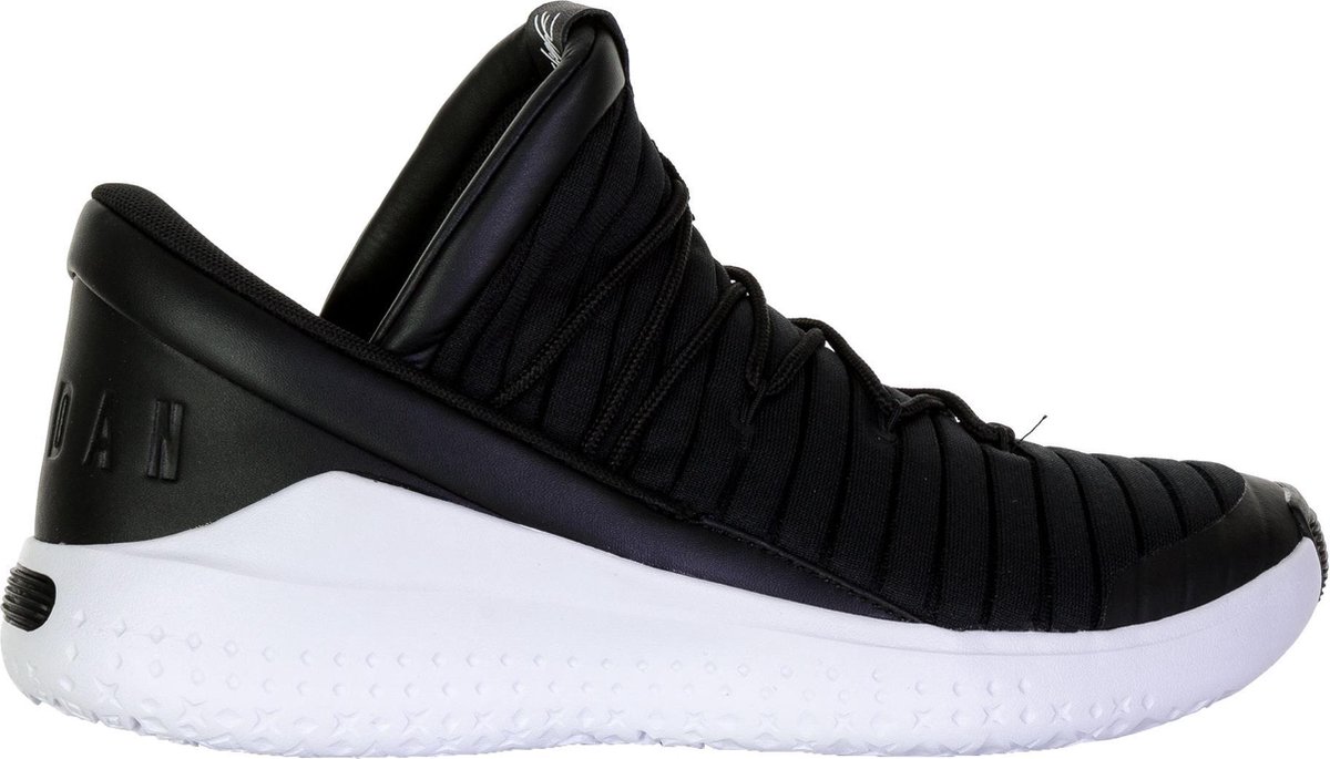 nike jordan flight luxe