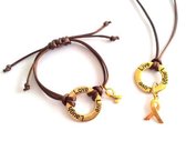Jewellicious Designs Laugh Live Love ketting & armband goud met donkerbruin glanzend koord voor Pink Ribbon - collier - hanger met tekst - bijpassende armband - goudkleurig donkerbruin