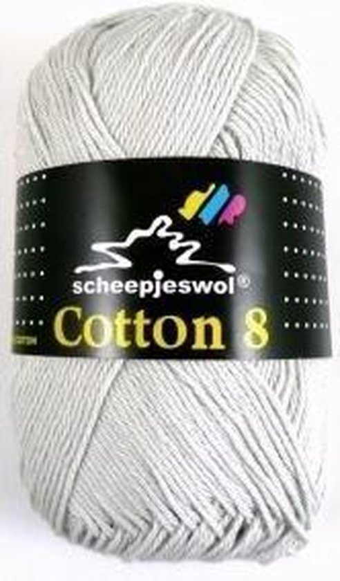 Cotton 8 Scheepjes 700 Licht grijs. PAK MET 10 BOLLEN a 50 GRAM