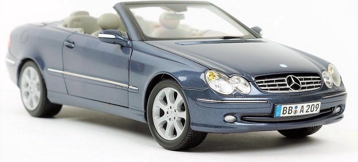 Kyosho Mercedes-Benz CLK Cabrio Blauw 1:18 | bol
