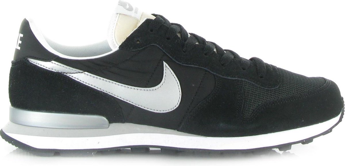 nike internationalist zwart zilver nike internationalist zwart zilver
