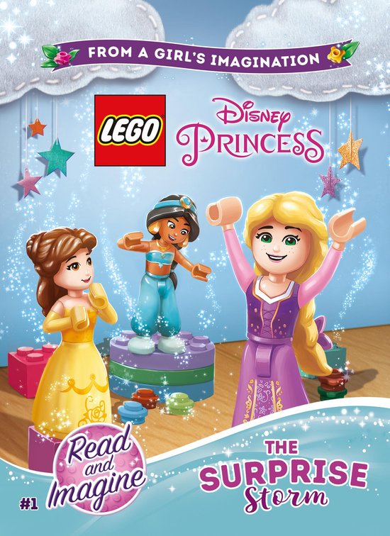 LEGO Disney Princess: De Verrassingsstorm. Drie LEGO-figuren: Belle in een gele jurk, Jasmine in een blauw/turkoois outfit, en Rapunzel in een paarse jurk. Tekst: 'Vanuit een meisjesverbeelding', 'LEGO Disney Princess', 'Lees en beeld je in', 'De Verrassingsstorm'.