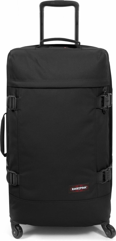 Zwarte Eastpak reiskoffer met gespen, handgrepen en wielen.
