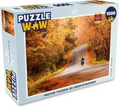 Puzzel Motor tussen de herfstbomen - Legpuzzel - Puzzel 1000 stukjes volwassenen