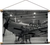 WallClassics - Affiche Textile - Klein Avion dans le Hall d'Usine - 60x40 cm Photo sur Textile