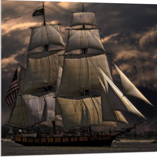 WallClassics - Acrylglas - Groot Zeilschip bij Donkere Wolken - 80x80 cm Foto op Acrylglas (Wanddecoratie op Acrylaat)