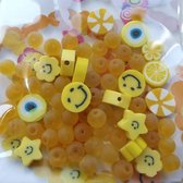 Katsuki smileys en glaskralen mix geel