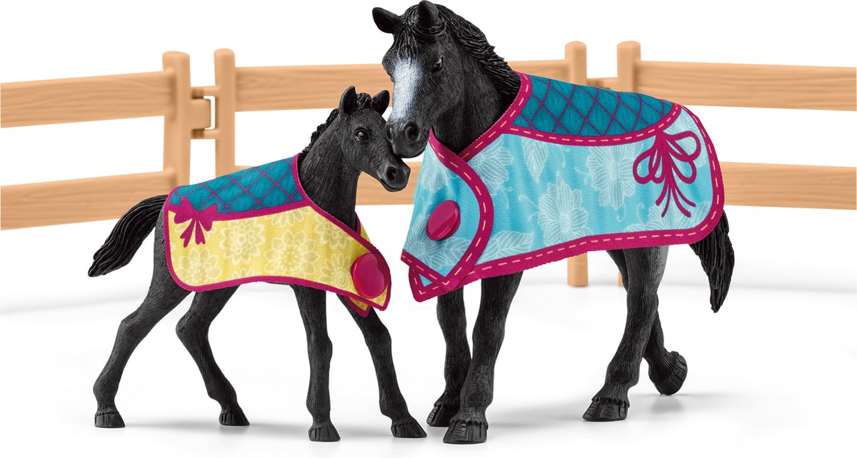 schleich HORSE CLUB - Paardenbox - met Merrie & Veulen - Afneembaar Zadel & Hoofdstel - Paarden Speelgoed - Kinderspeelgoed — afbeelding 5