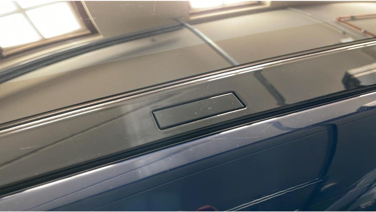 Tesla Model S Dakdrager Zilver 2012 - mei 2015 Yakima Whispbar Flush Auto Exterieur Accessoires – foto 7