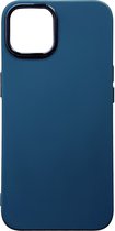 Casemania Hoesje Geschikt voor Apple iPhone 14 Plus Donker Blauw - Shockproof Siliconen Back Cover