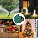 Collage met toepassingen van de slimme stekker: tuin sproeien, buitenverlichting, kerstboom en decoratie.