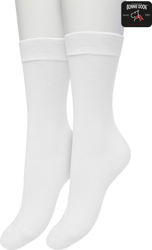 Bonnie Doon Basic Sokken Dames Wit maat 36/42 - 2 paar - Basis Katoenen Sok - Gladde Naden - Brede Boord - Uitstekend Draagcomfort - Perfecte Pasvorm - 2-pack - Multipack - Effen - White - OL834222.1