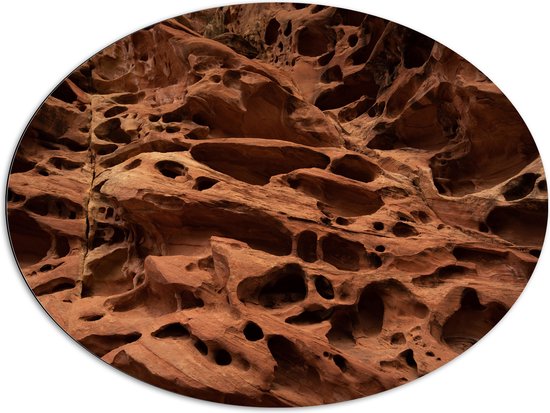WallClassics - Dibond Ovaal - Gaten in Bruine Rotsen - 96x72 cm Foto op Ovaal (Met Ophangsysteem)