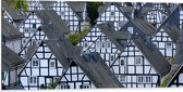 WallClassics - Dibond - Toppen van Kleine Huisjes in het Bruin-Wit - 100x50 cm Foto op Aluminium (Wanddecoratie van metaal)