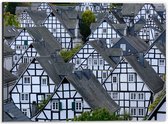 WallClassics - Dibond - Toppen van Kleine Huisjes in het Bruin-Wit - 40x30 cm Foto op Aluminium (Wanddecoratie van metaal)